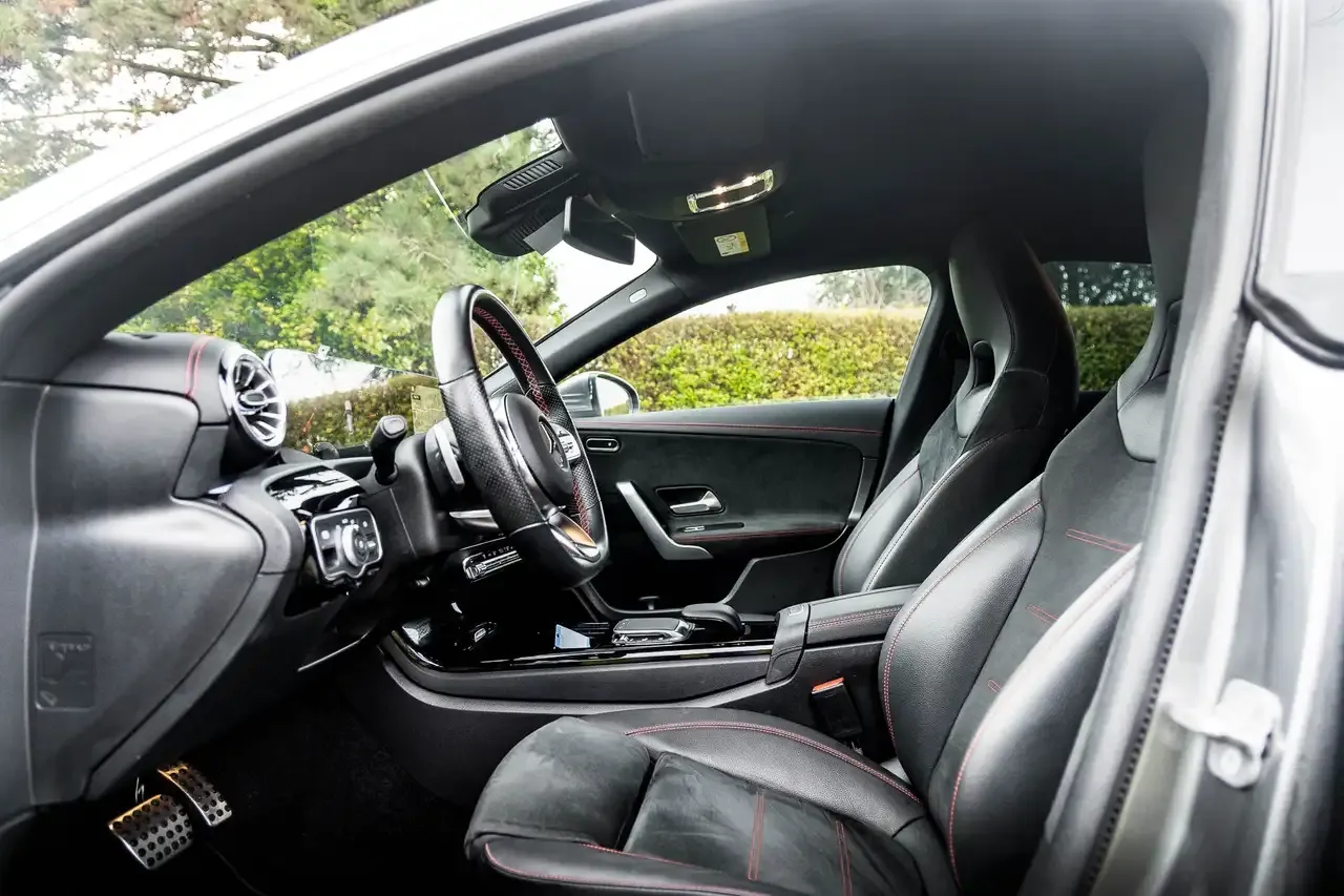 Mercedes-Benz CLA 220 - 5