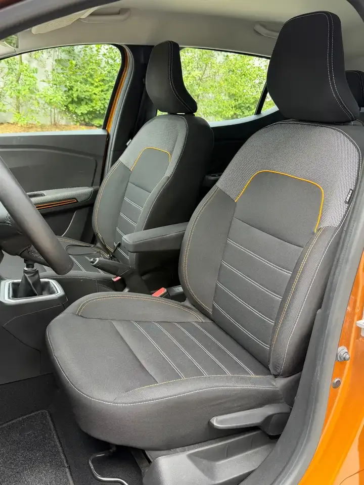 Dacia Sandero - 6