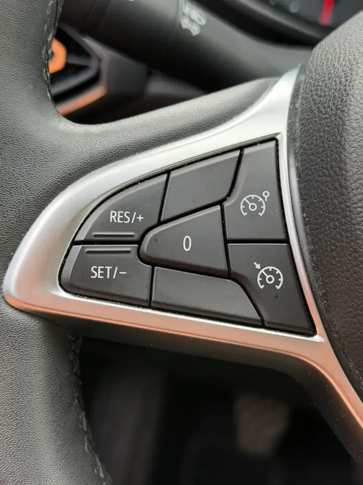 Dacia Sandero - 10