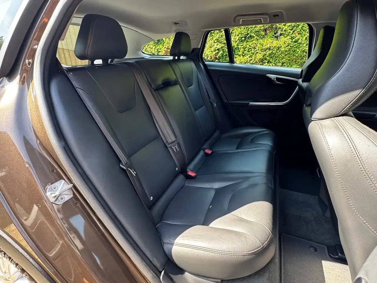 Volvo V60 Cross Country - 19