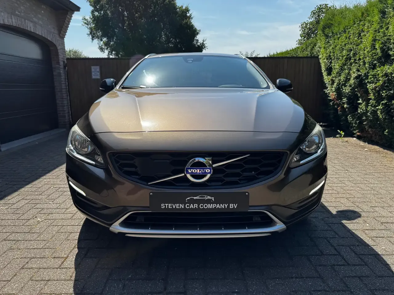 Volvo V60 Cross Country - 25