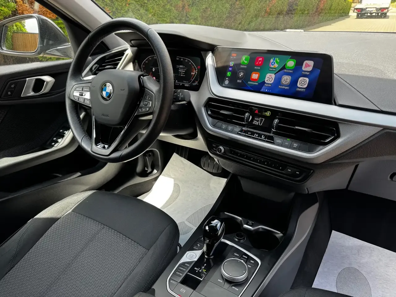 BMW 118 - 27