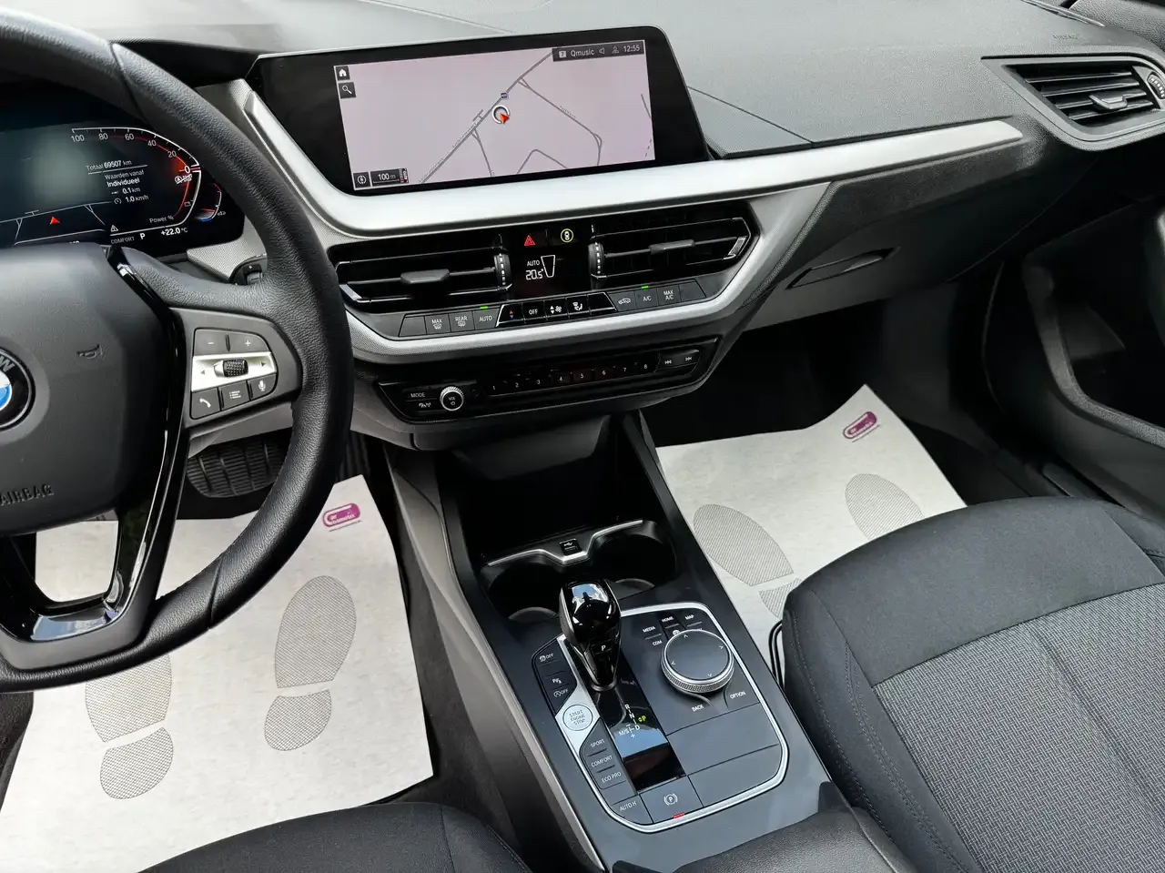 BMW 118 - 10
