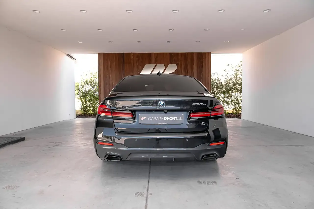 BMW 530 - 11