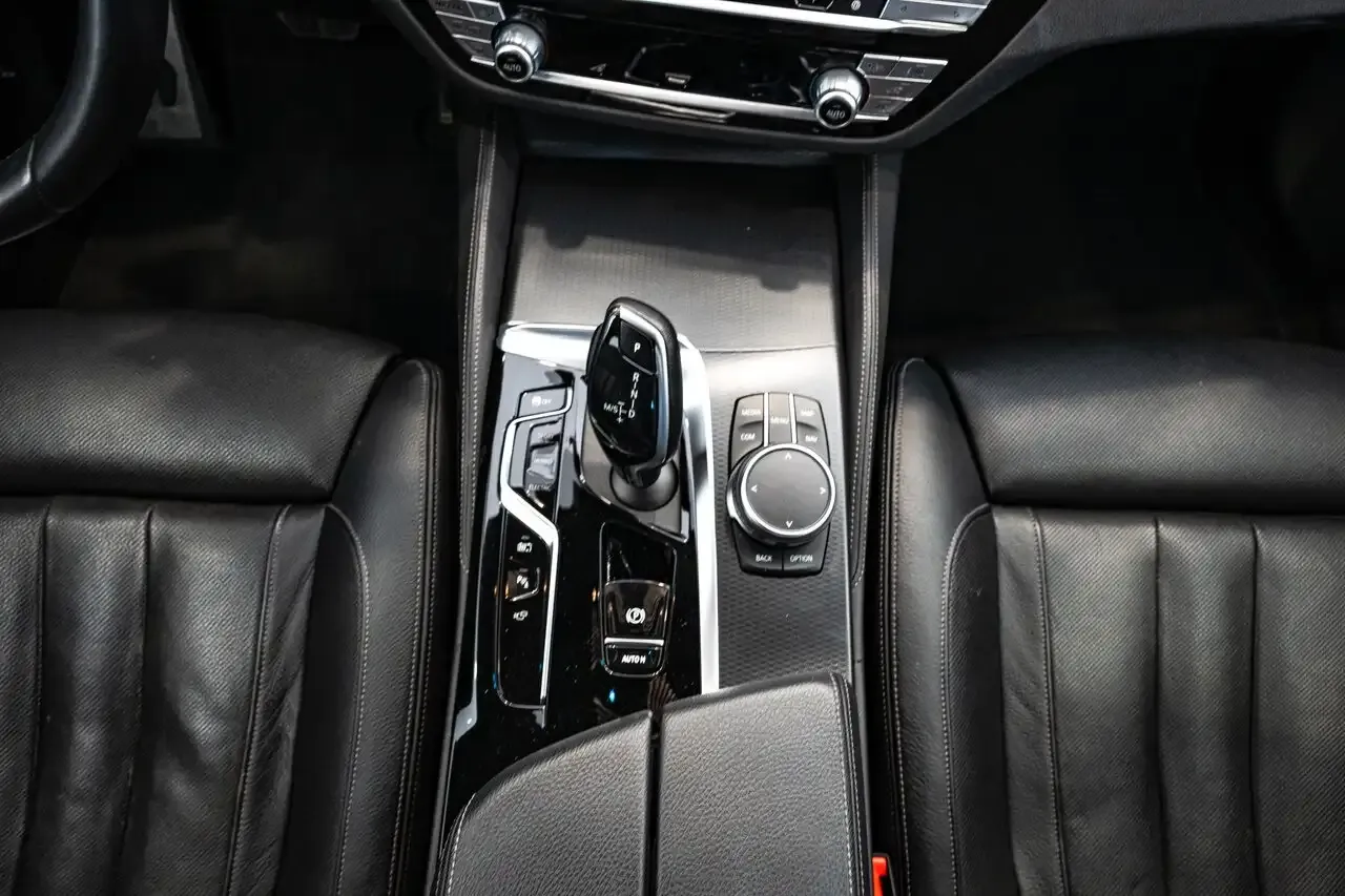 BMW 530 - 30