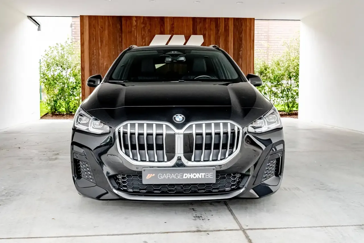 BMW 218 - 2