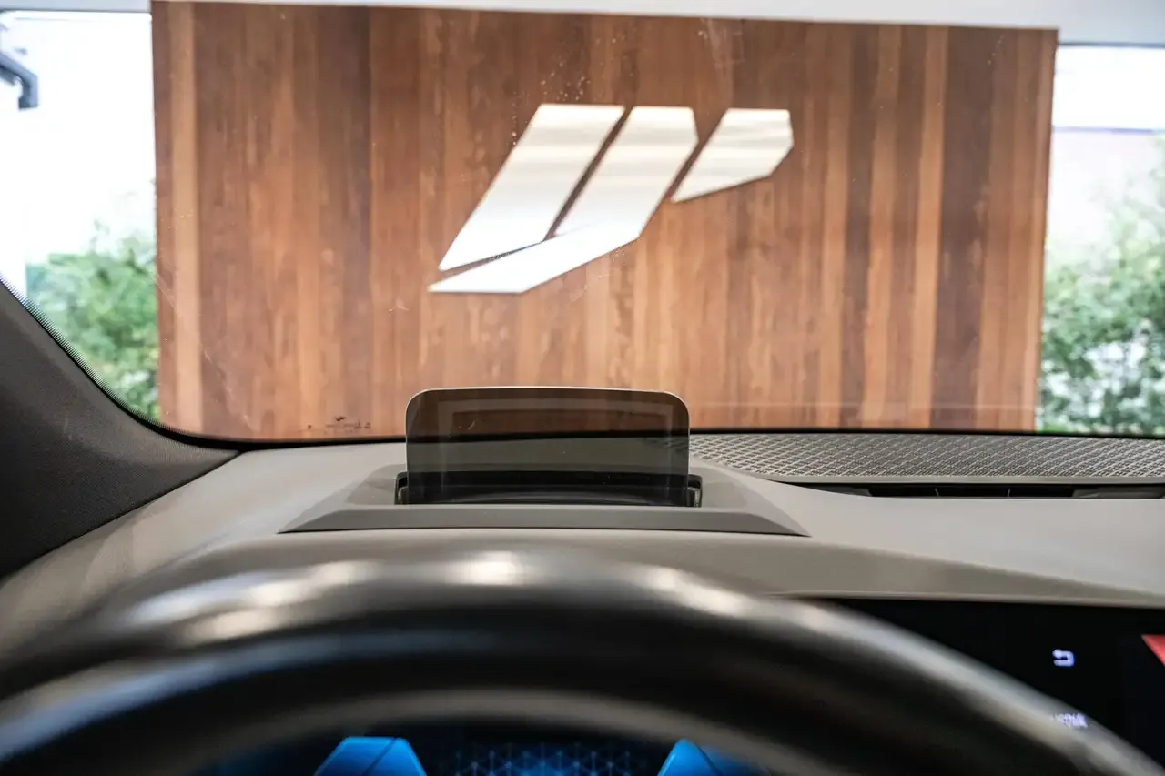 BMW 218 - 26