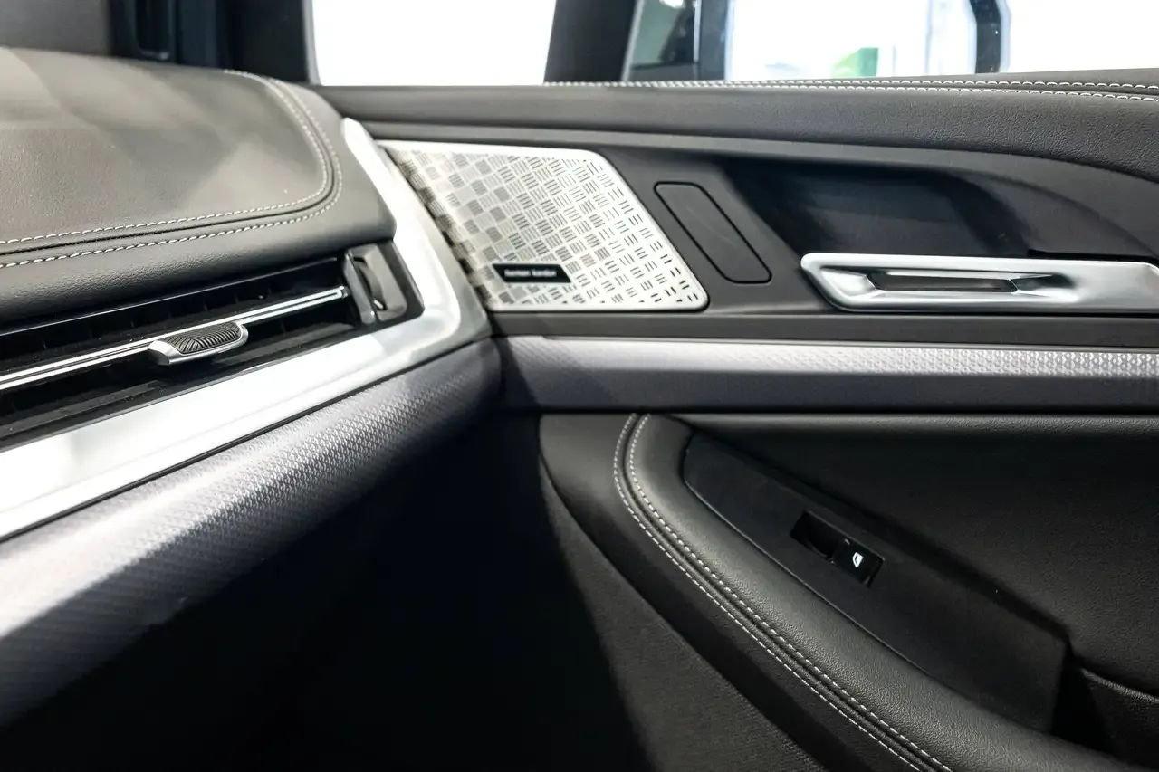BMW 218 - 30