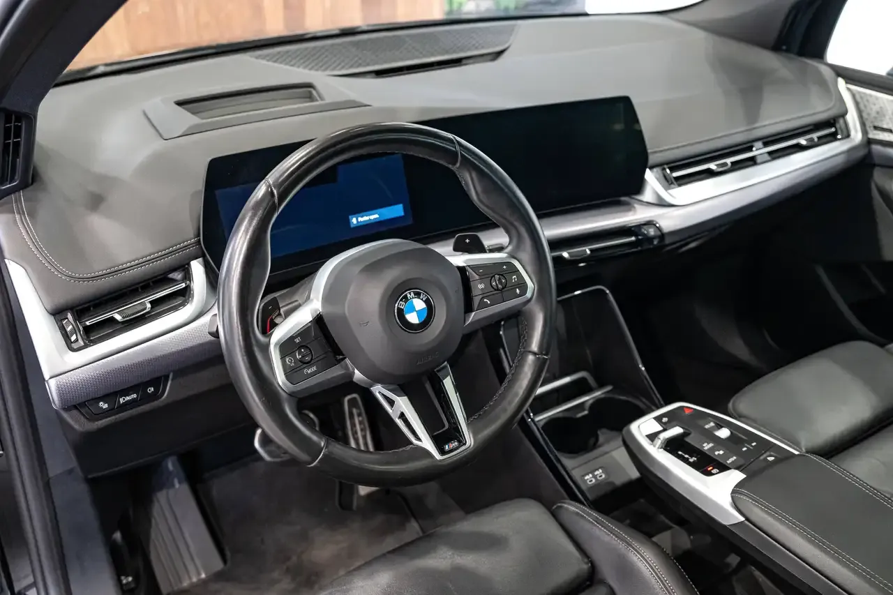 BMW 218 - 35