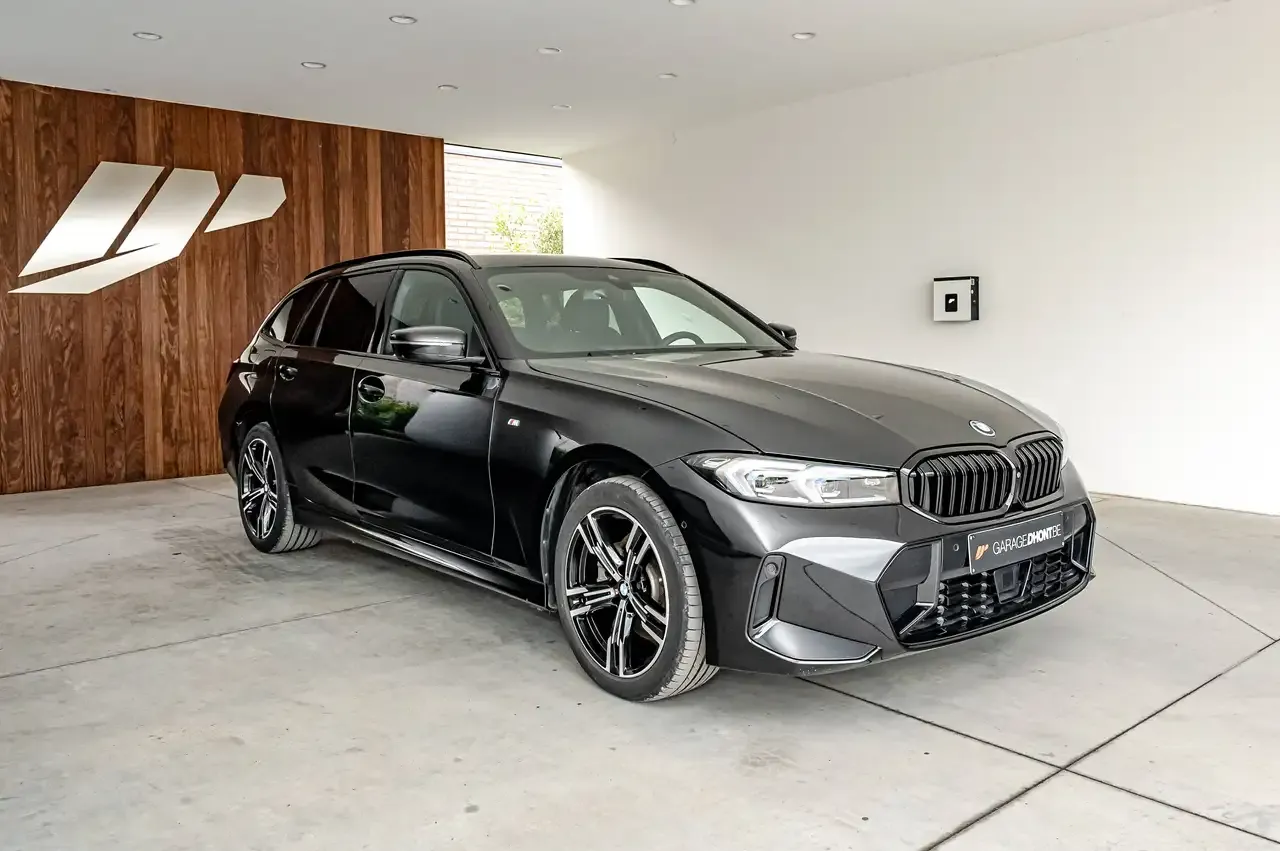 BMW 330 - 1