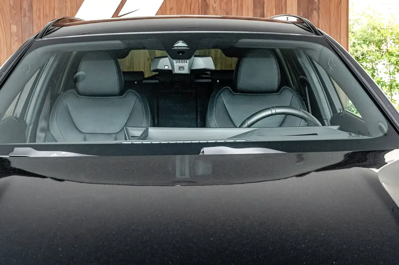 BMW 330 - 33