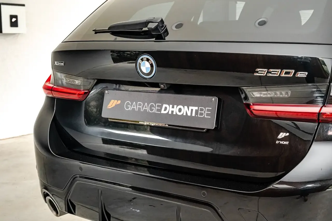 BMW 330 - 36