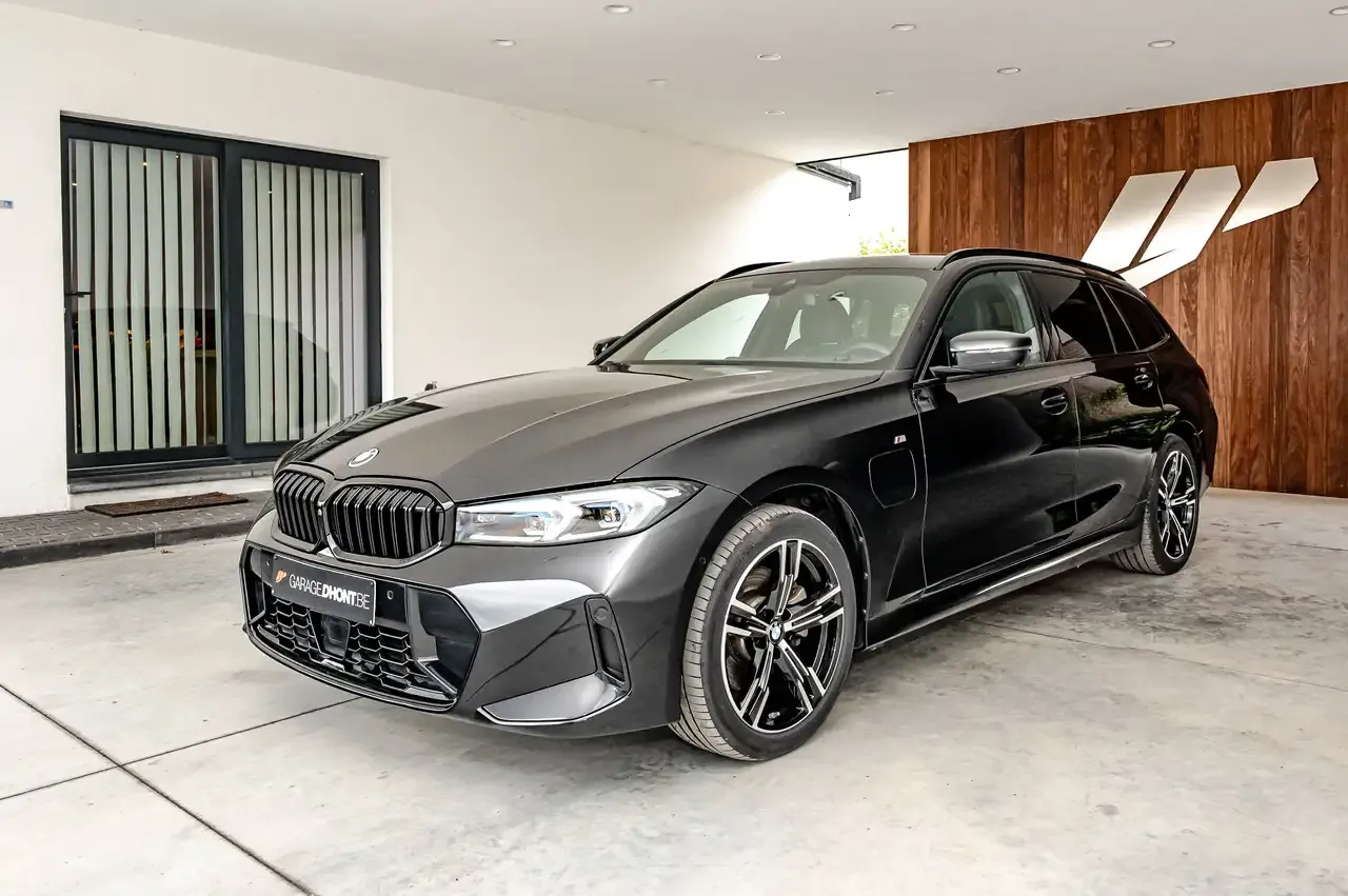 BMW 330 - 4