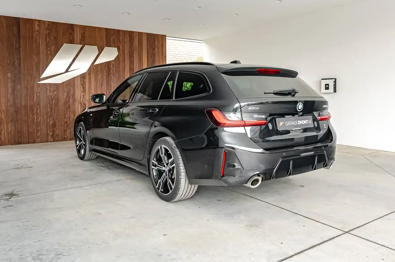 BMW 330 - 5