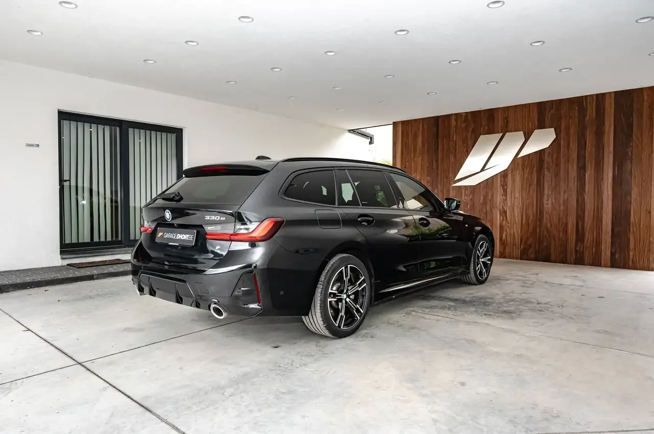 BMW 330 - 7