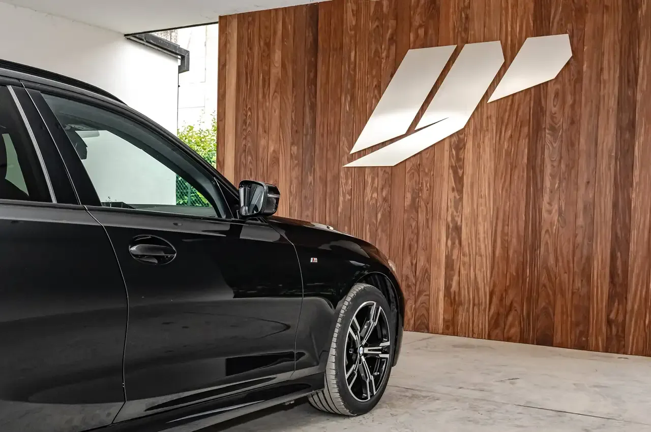 BMW 330 - 9