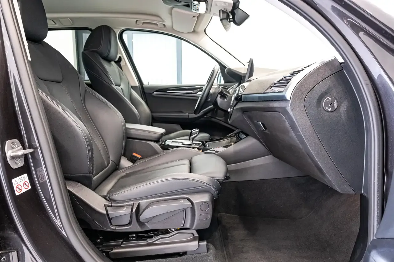 BMW X3 - 16
