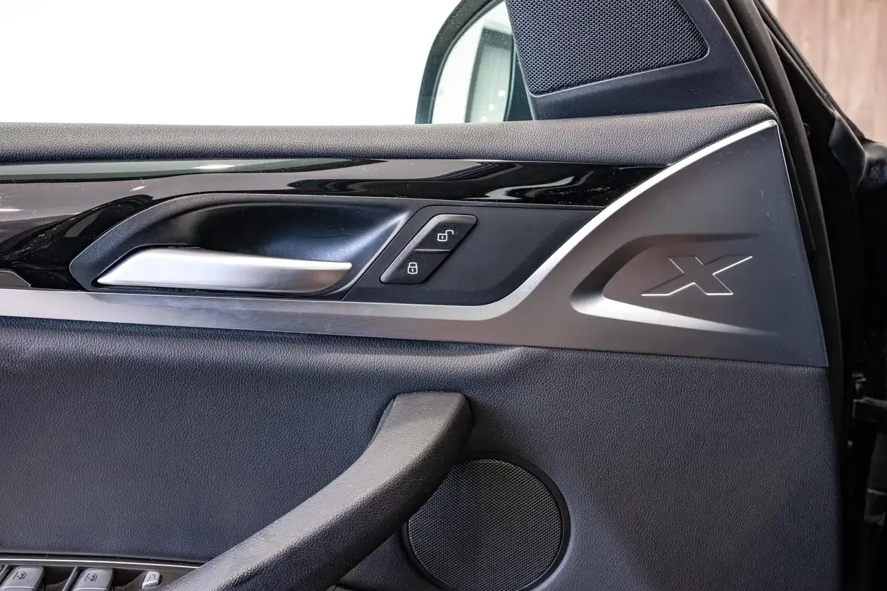 BMW X3 - 25