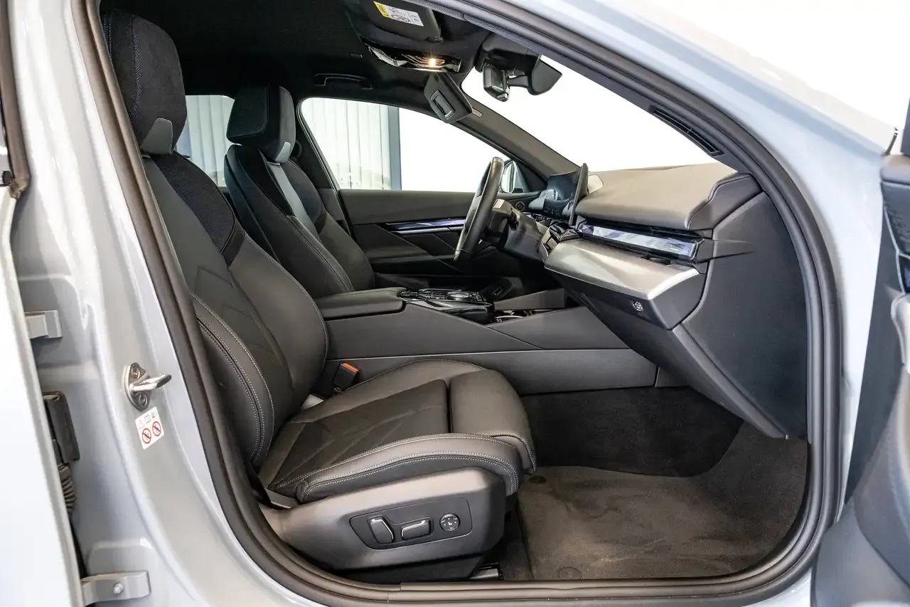 BMW i5 - 14