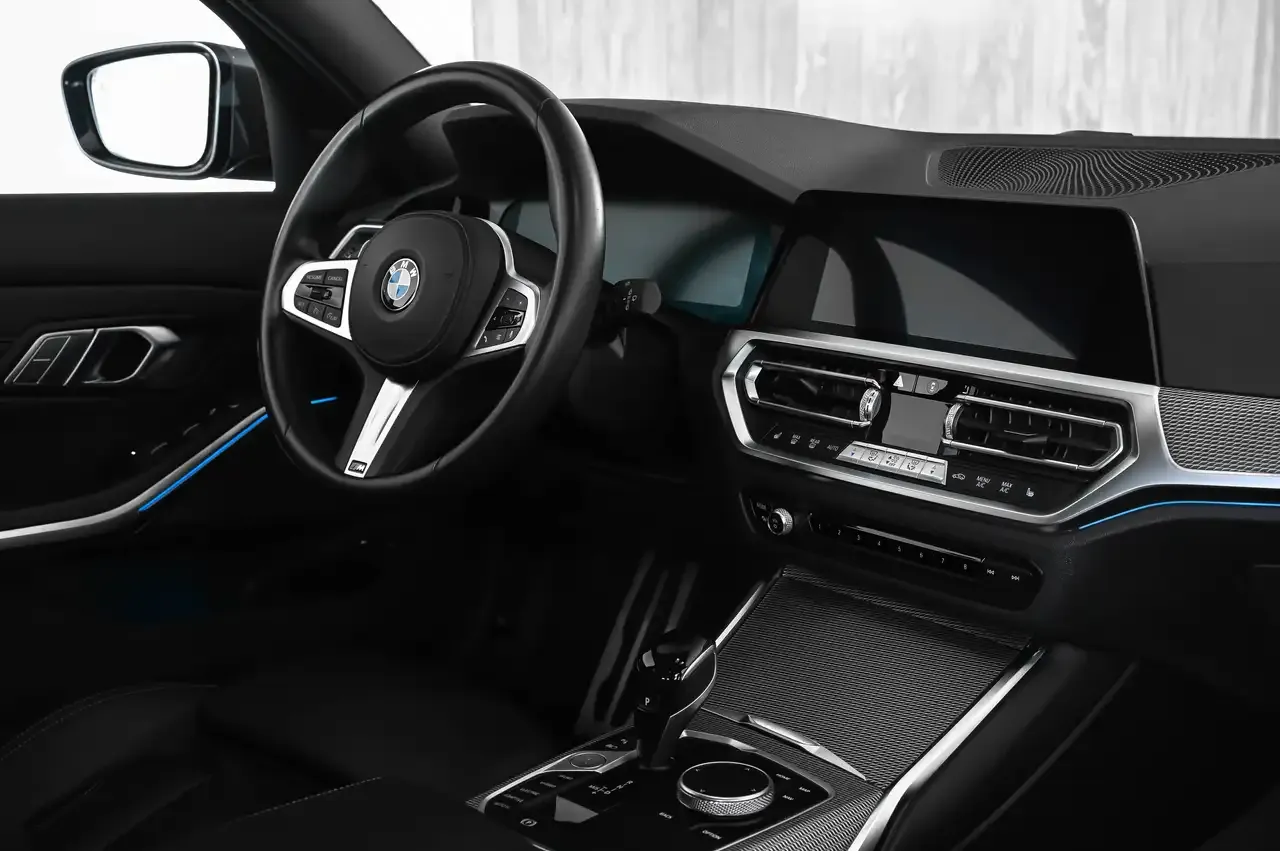BMW 330 - 20