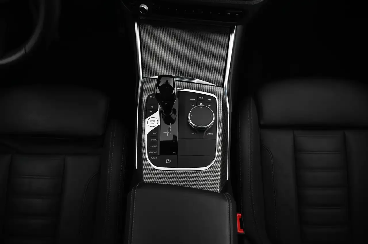 BMW 330 - 23