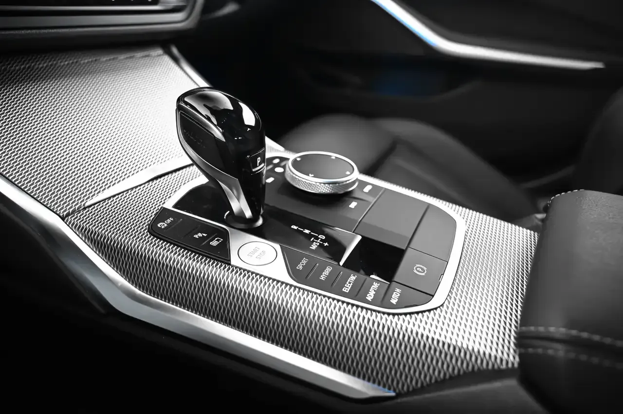 BMW 330 - 32