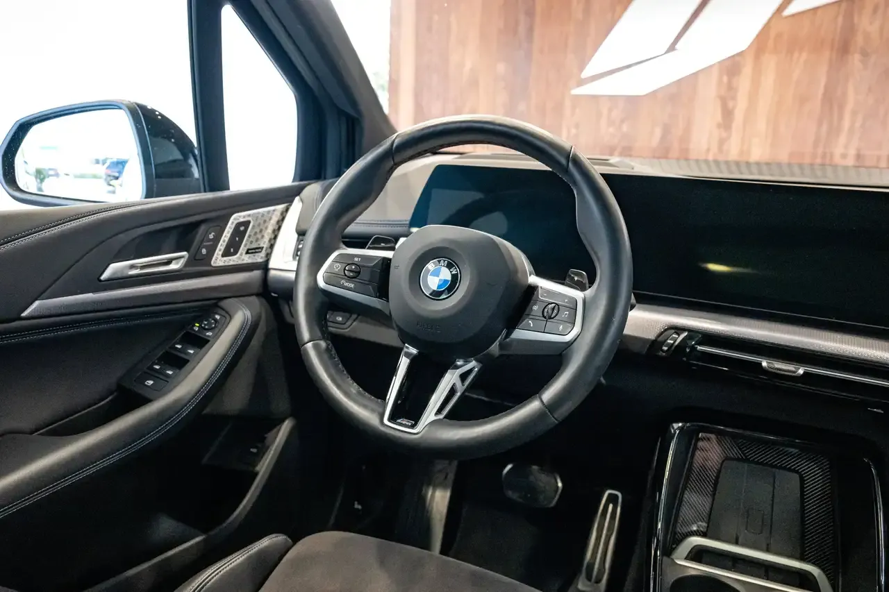 BMW 218 - 16
