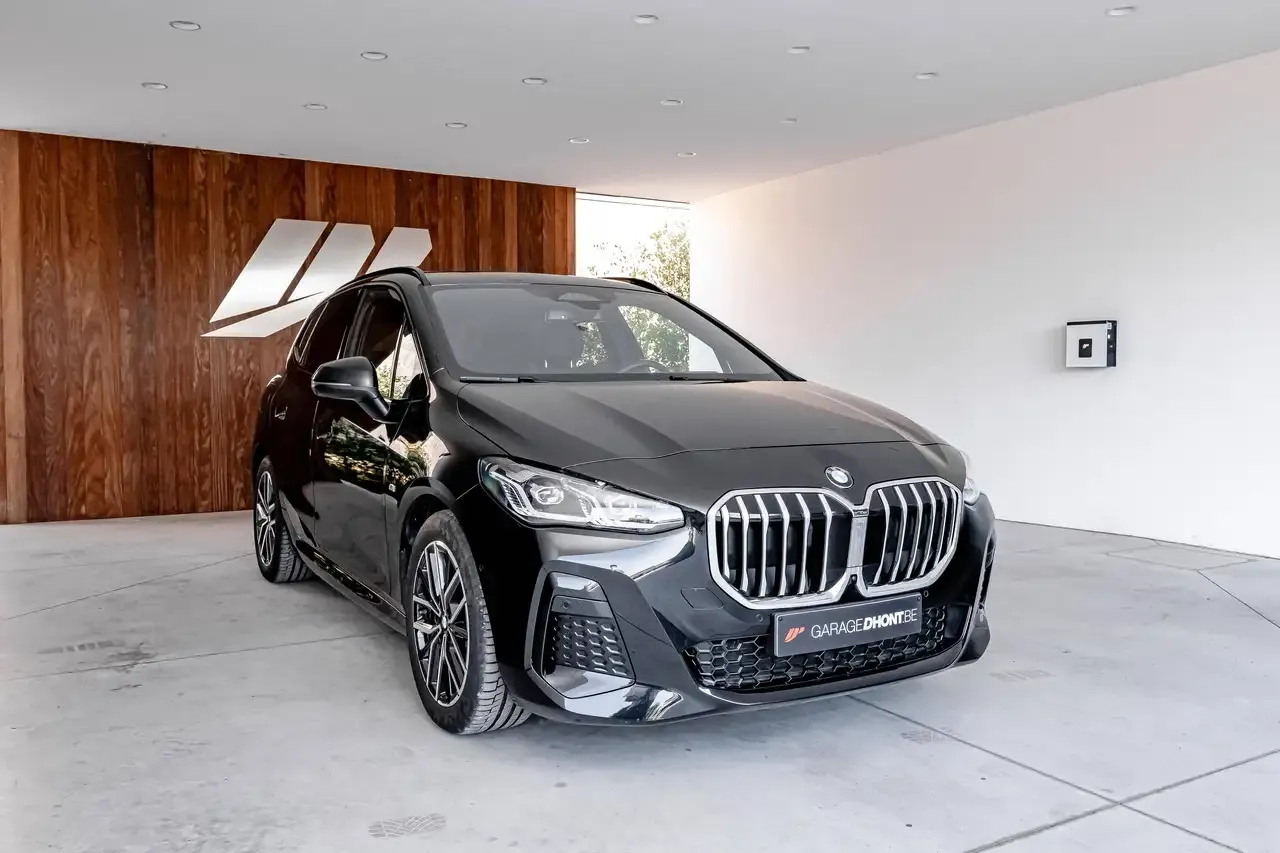 BMW 218 - 2