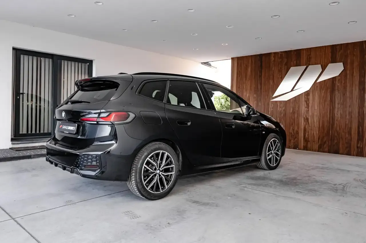 BMW 218 - 7