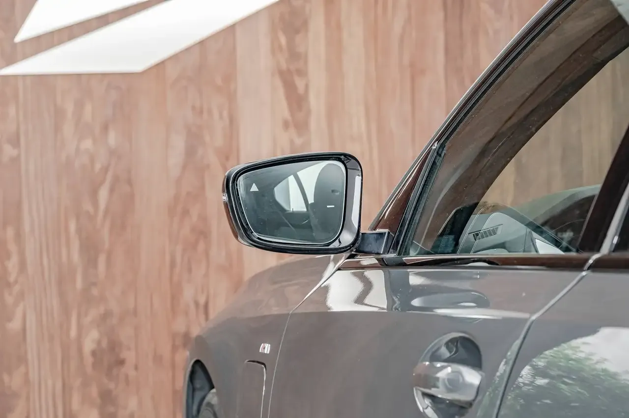 BMW 330 - 29