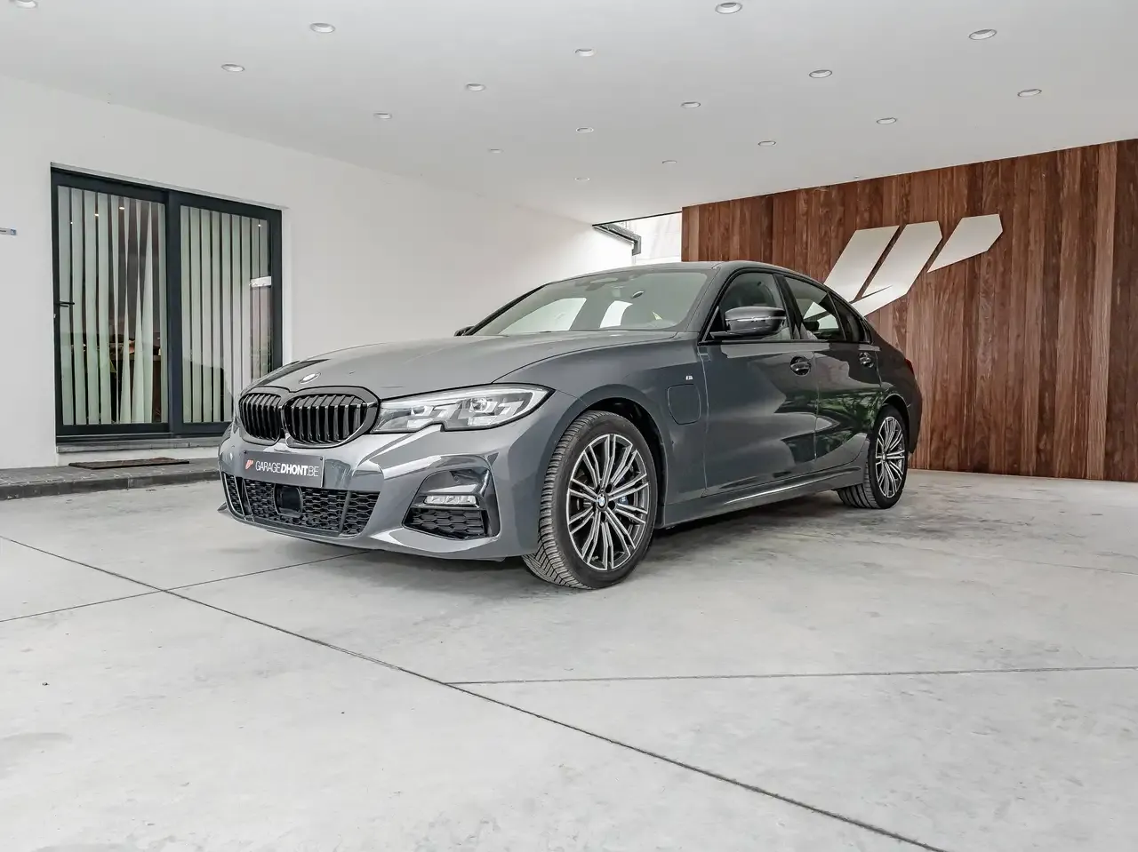 BMW 330 - 5