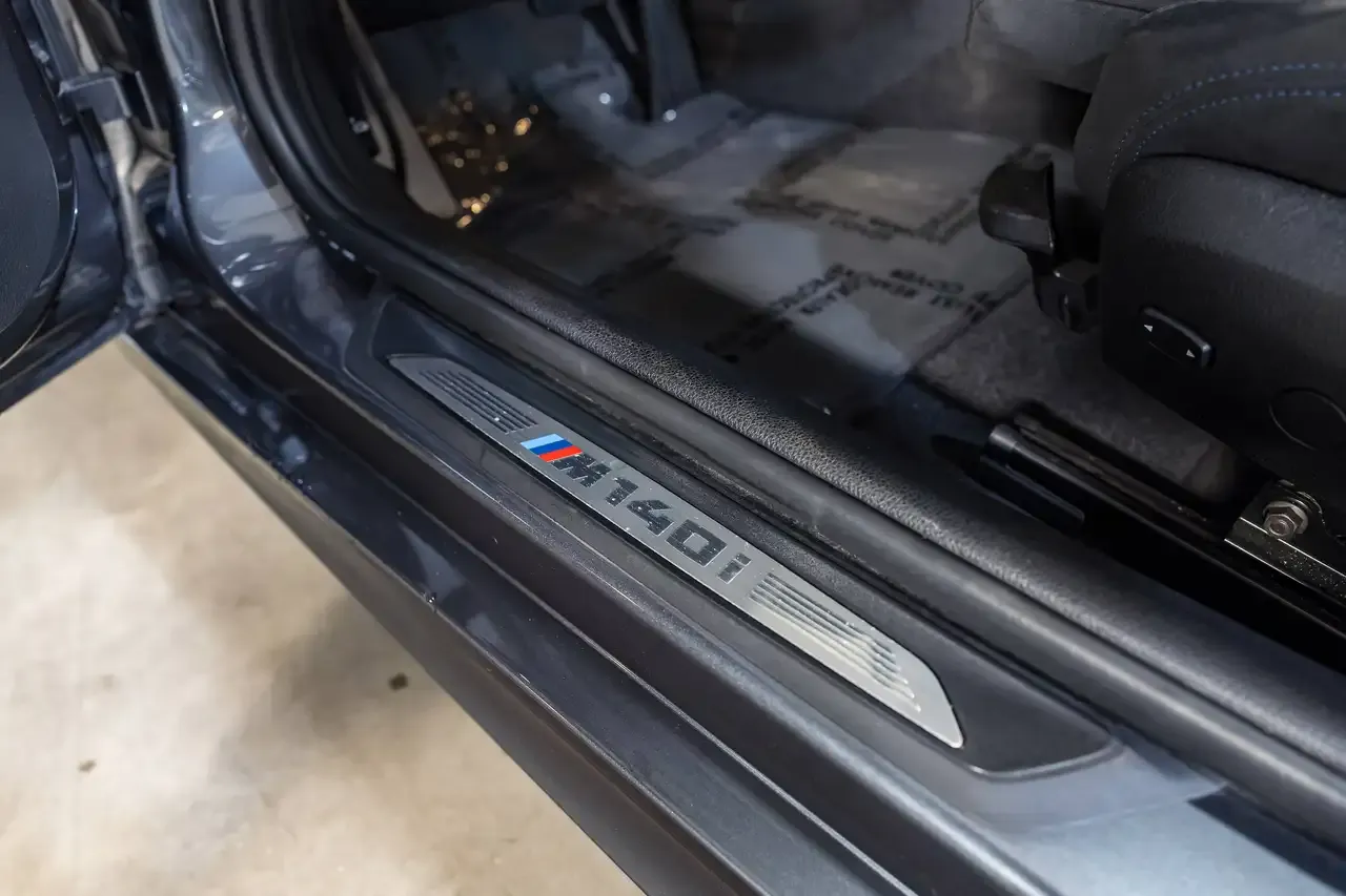 BMW 140 - 24