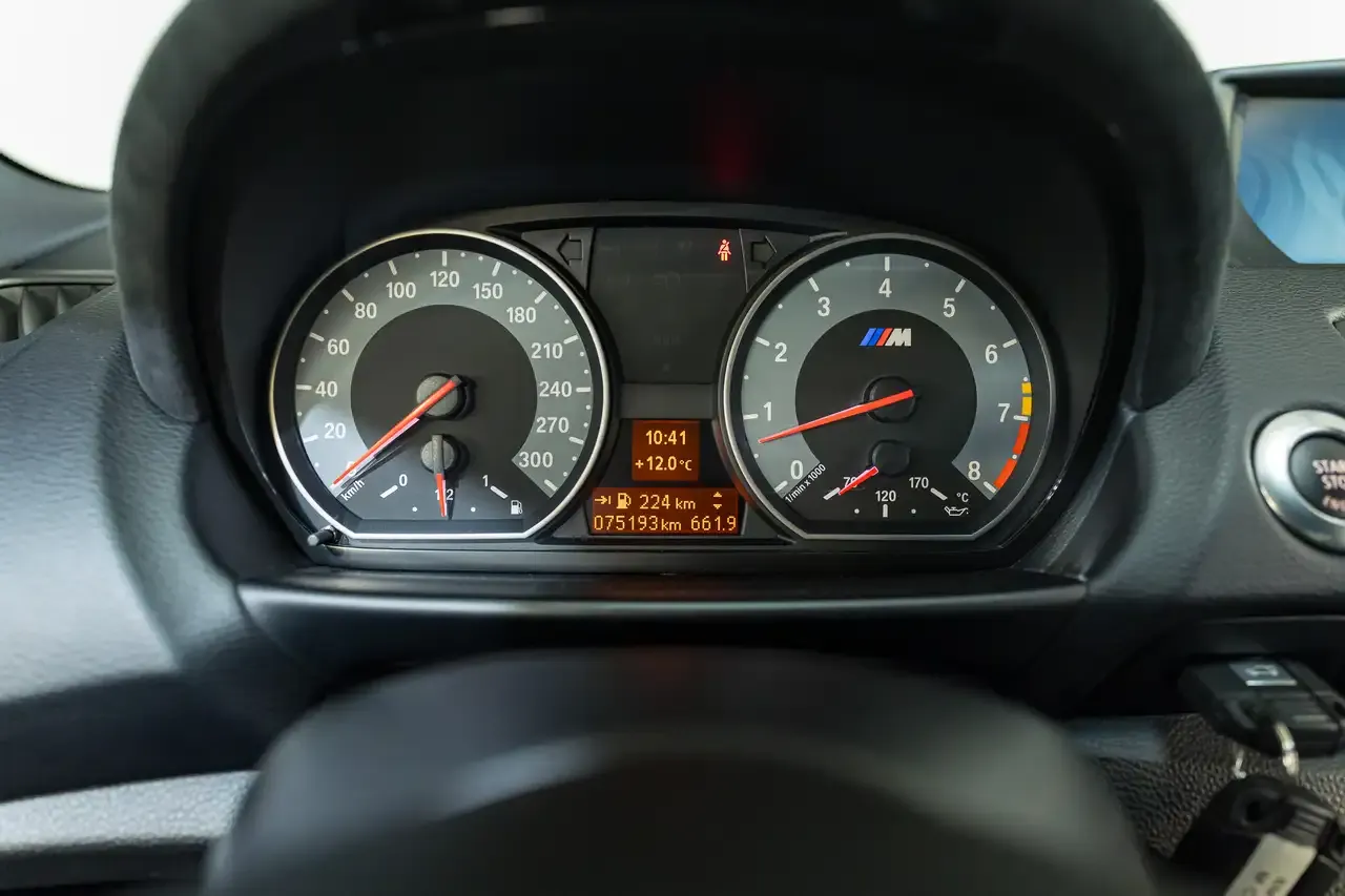 BMW 1er M Coupé - 11