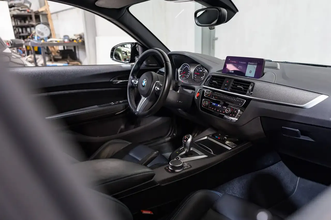 BMW M2 - 8