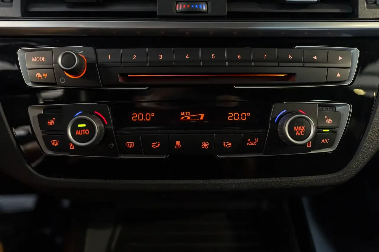 BMW 140 - 36