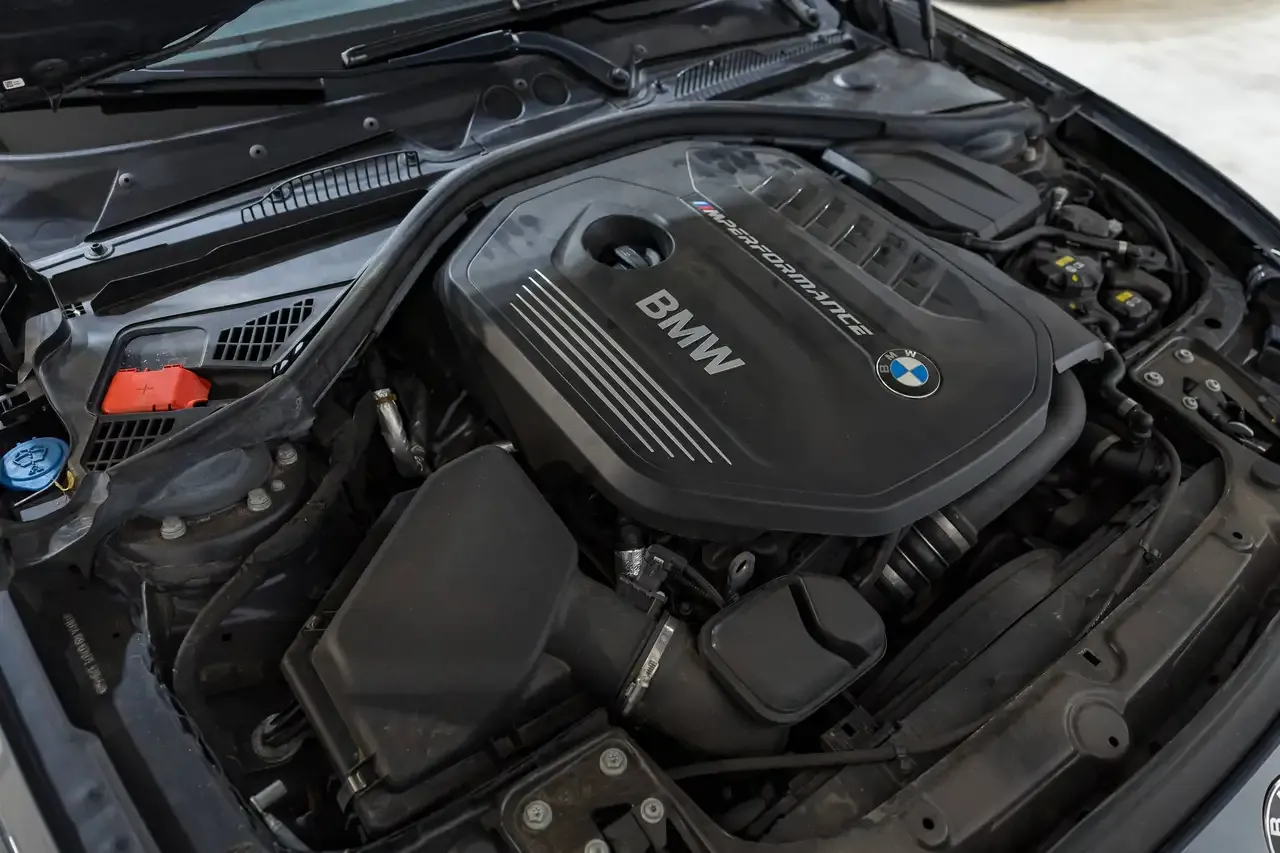 BMW 140 - 6