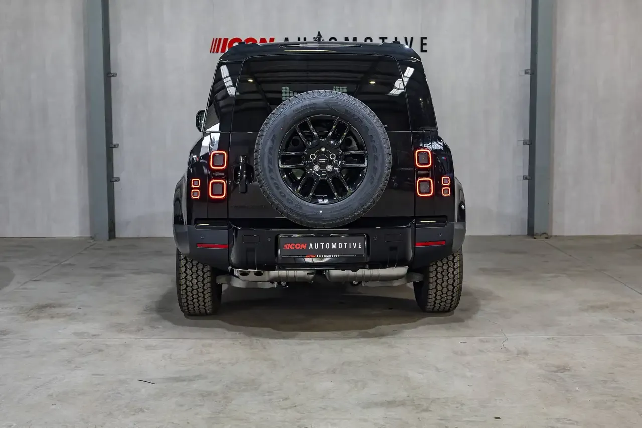 Land Rover Defender - 5