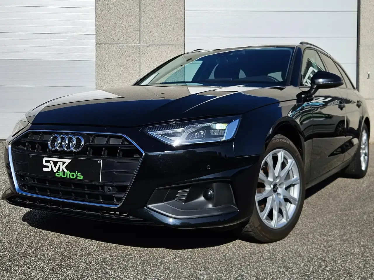 Audi A4 - 1