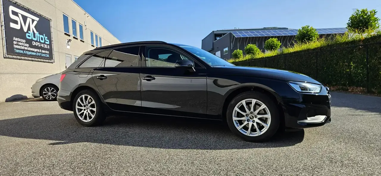 Audi A4 - 8