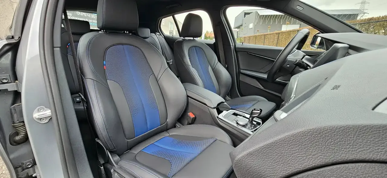 BMW 118 - 18