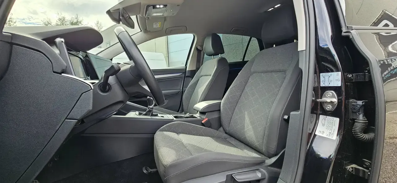 Volkswagen Golf - 14