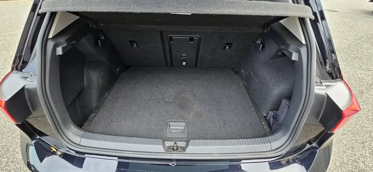Volkswagen Golf - 19
