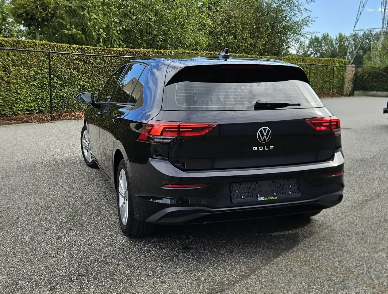 Volkswagen Golf - 2