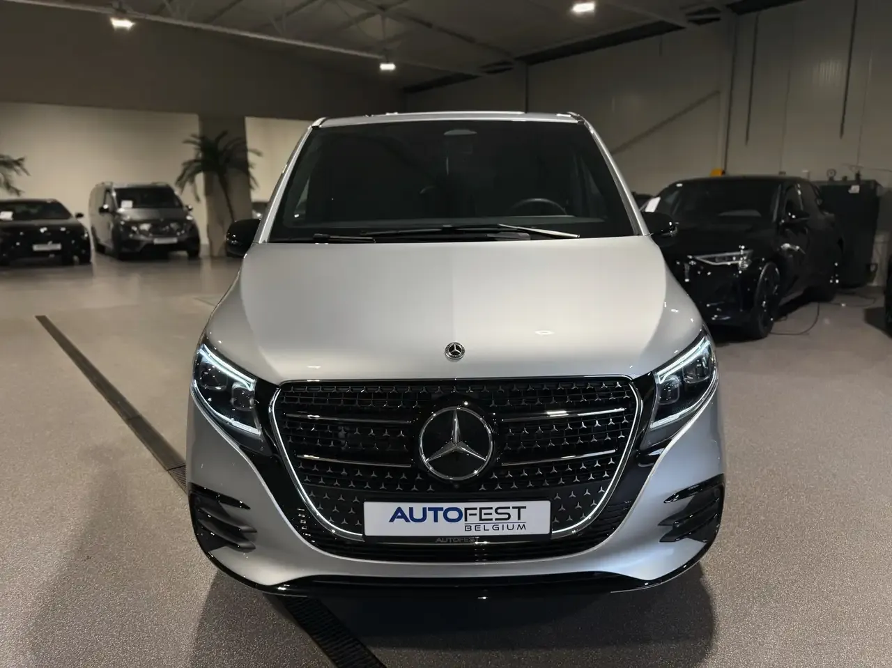 Mercedes-Benz V 300 - 30
