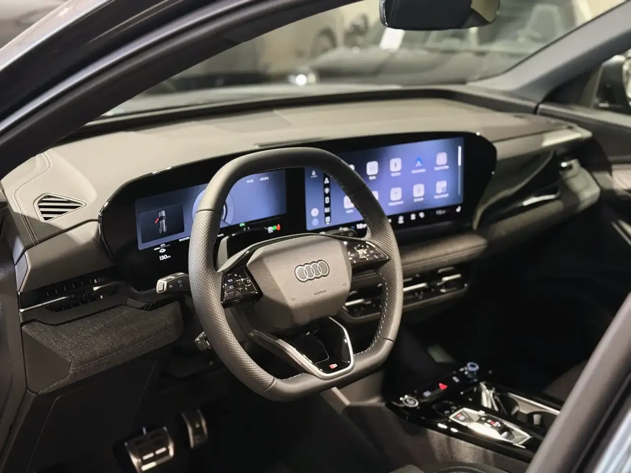 Audi Q6 e-tron - 28