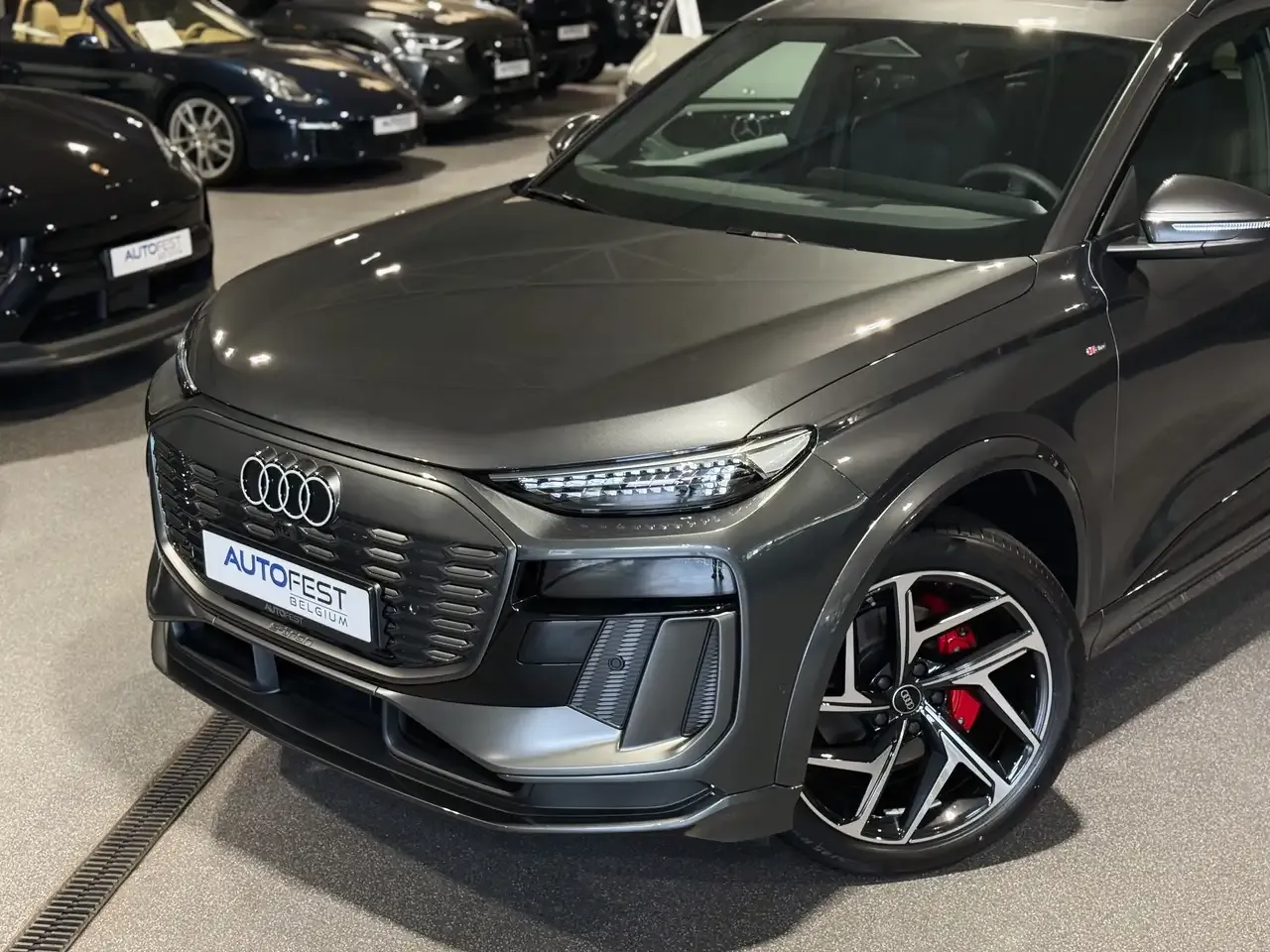 Audi Q6 e-tron - 34