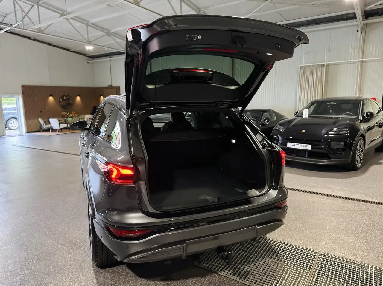 Audi Q6 e-tron - 35
