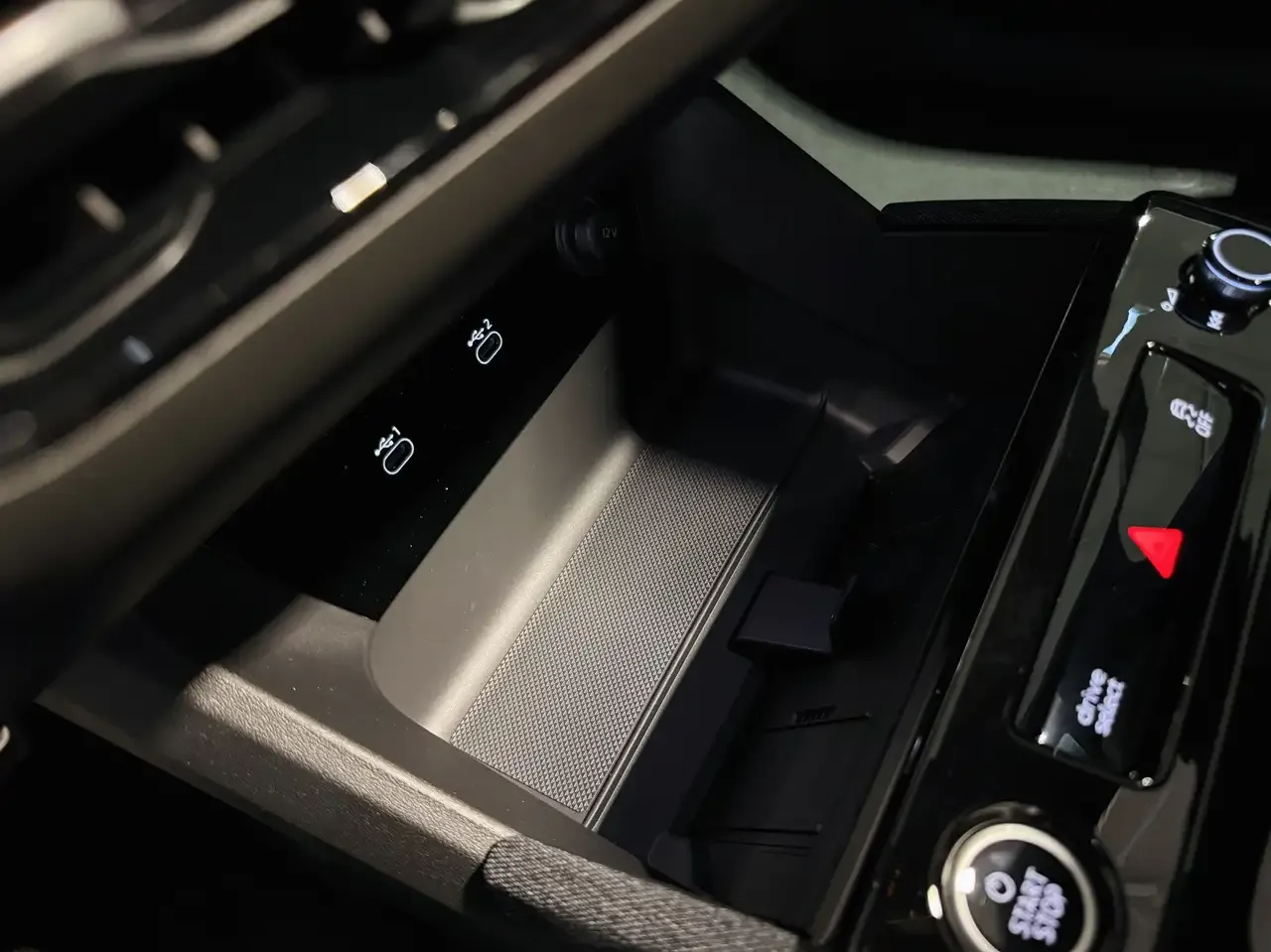 Audi Q6 e-tron - 9
