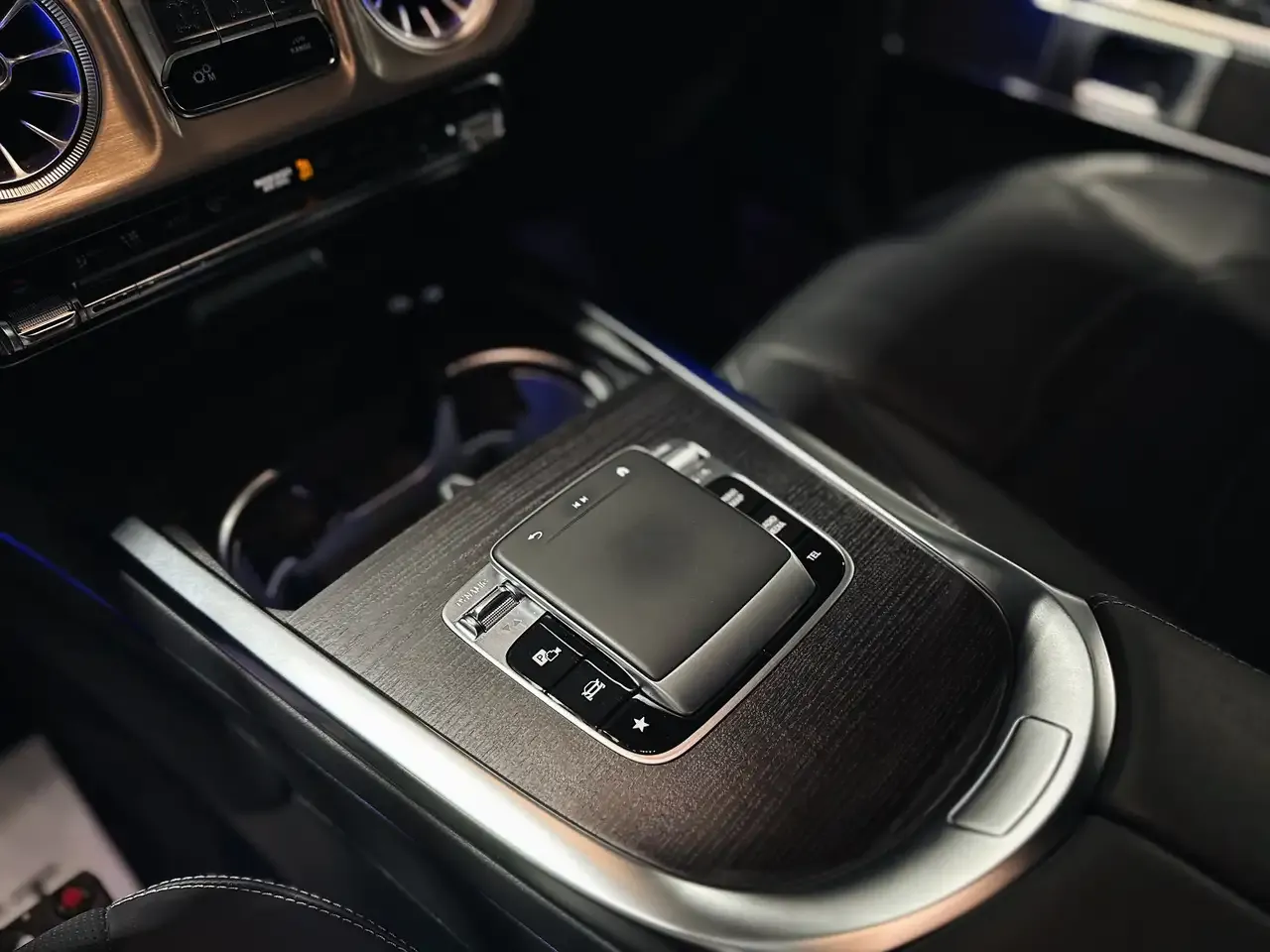 Mercedes-Benz G 63 AMG - 41