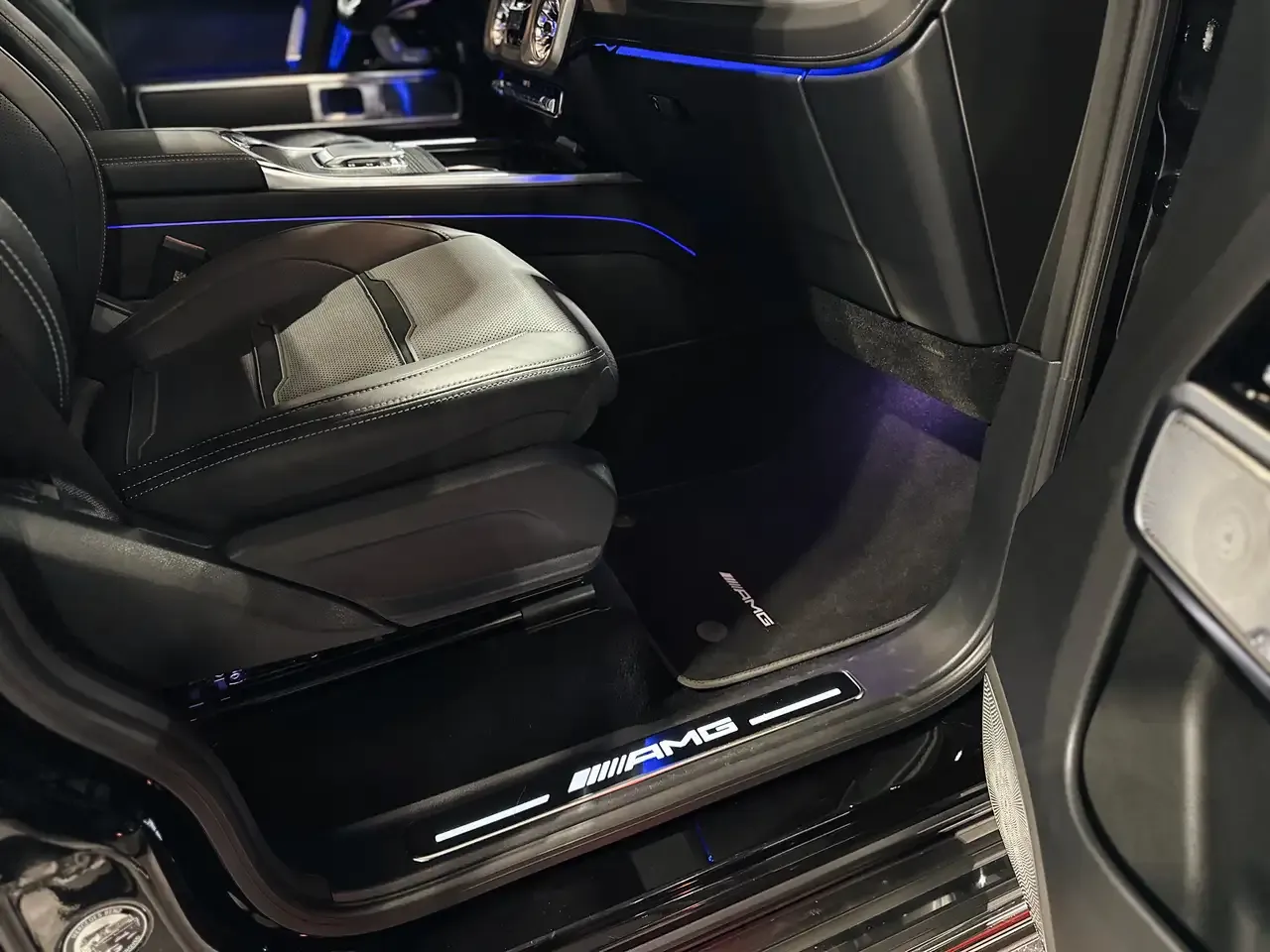 Mercedes-Benz G 63 AMG - 10